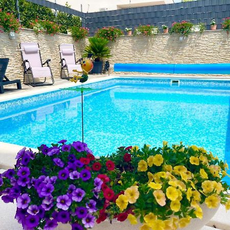 Villa Isabella 塞维德 外观 照片